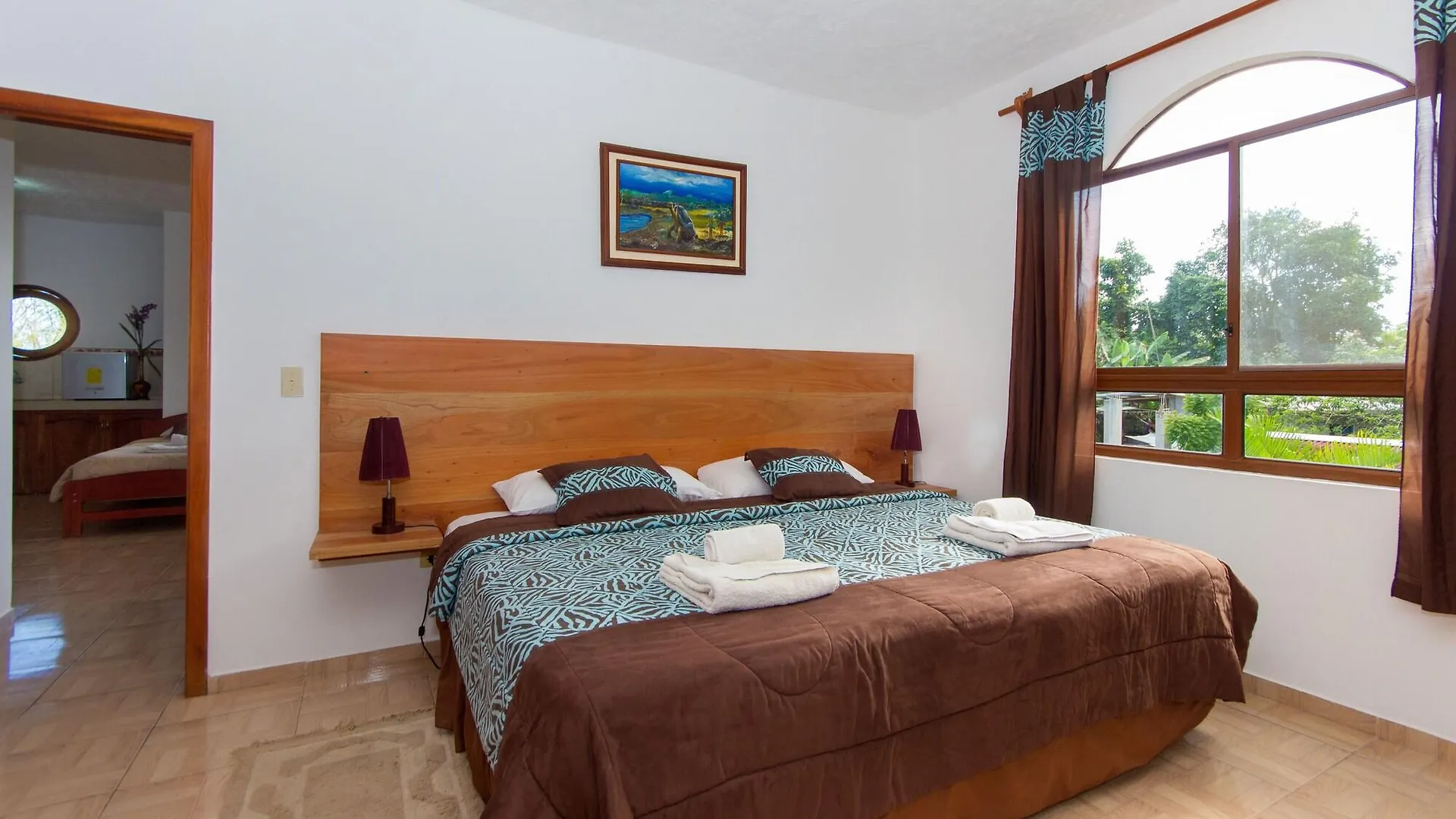 Hotel Twin Galapagos Пуэрто-Айора