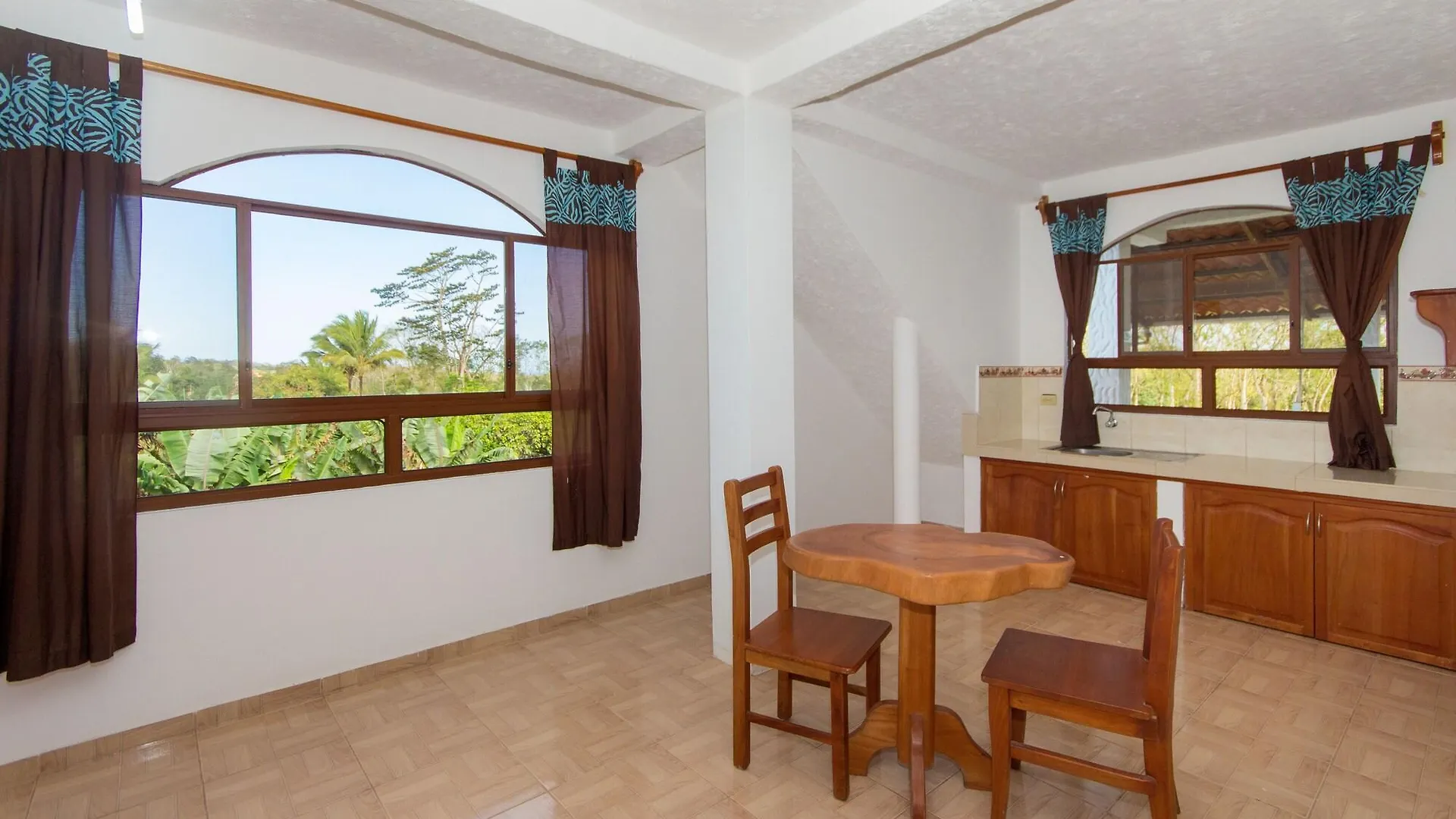 Hotel Twin Galapagos Пуэрто-Айора 3*,  Эквадор
